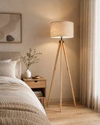 Lampadaire trépied en bois clair ou noyer, abat-jour effet lin