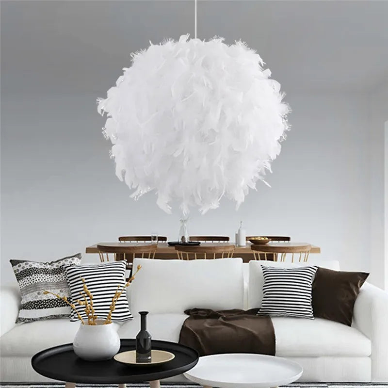 Lustre boule en plumes Ø 35 cm, blanc, rose ou lilas, douille E27