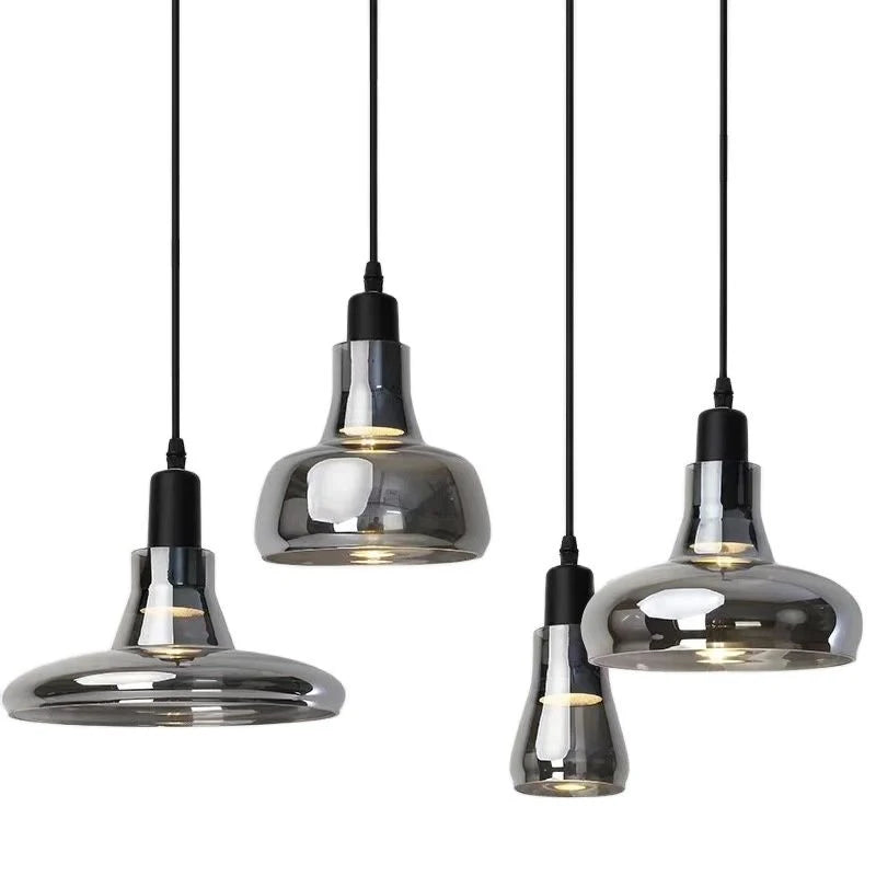 Suspension en verre fumé, quatre silhouettes de 9 à 24 cm, E27