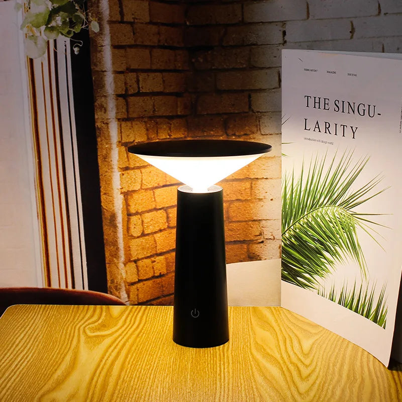 Lampe de table sans fil à tête conique orientable, noire ou blanche