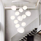 Suspension cascade de globes blancs, de 3 à 25 lumières LED