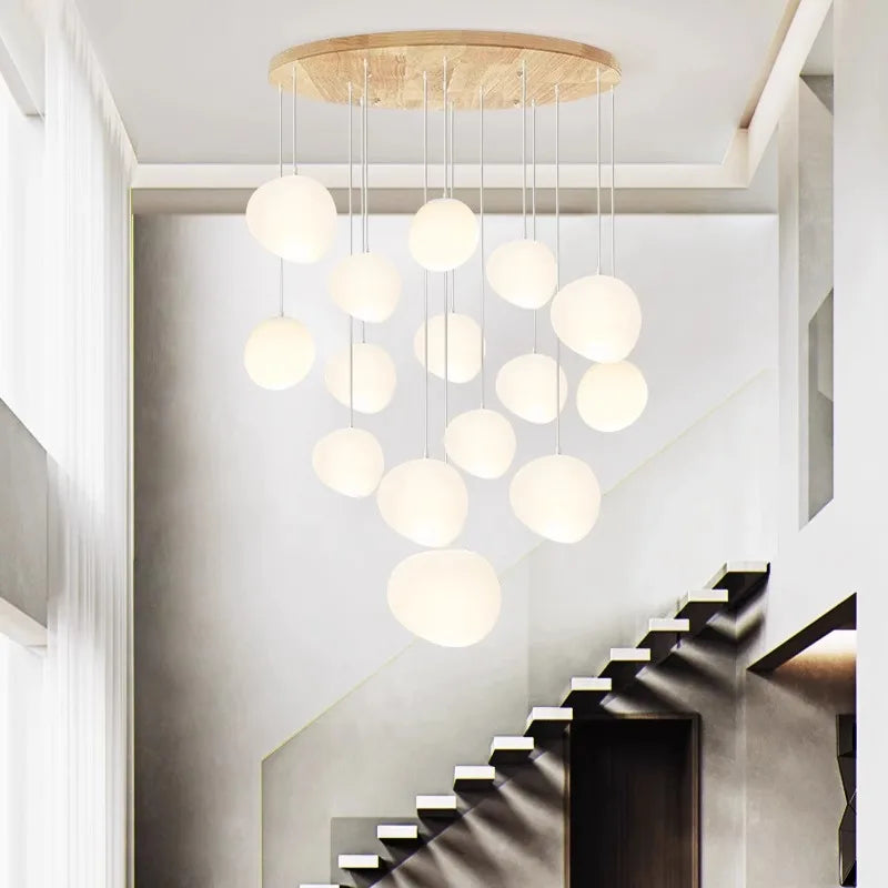 Suspension cascade de globes blancs, de 3 à 25 lumières LED