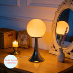 Lampe de chevet globe en verre coloré sur pied tulipe chromé, USB