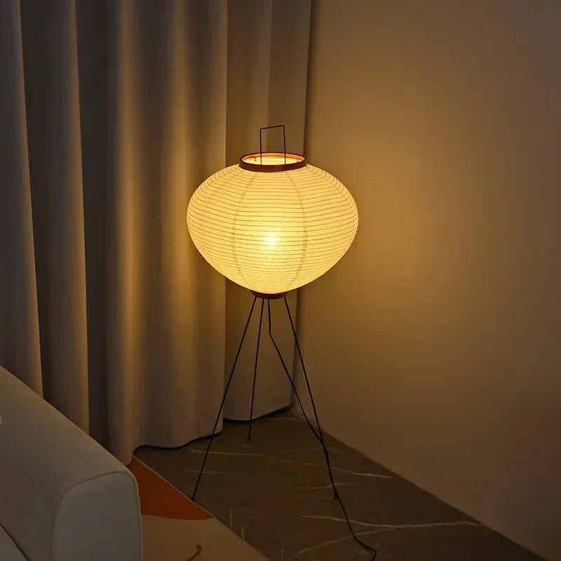 Lampadaire lanterne en papier de riz sur trépied, trois hauteurs