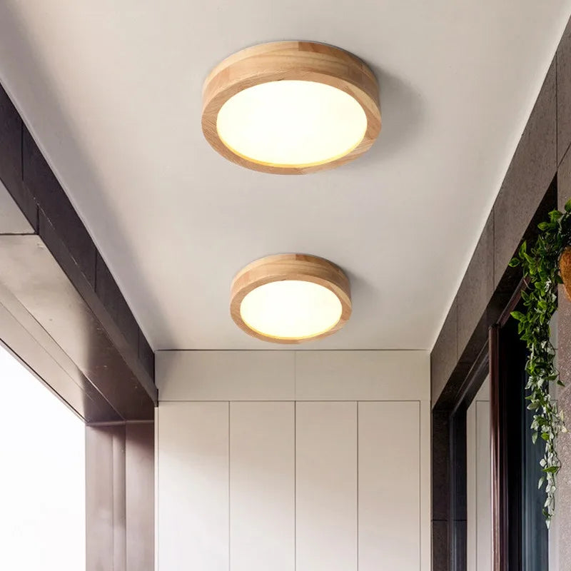 Plafonnier rond en bois 23 cm, plat ou sur tige, noyer ou bois clair