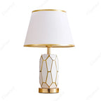 Lampe de chevet en céramique blanche à facettes dorées, 47 cm