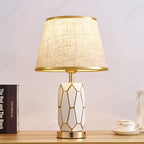 Lampe de chevet en céramique blanche à facettes dorées, 47 cm