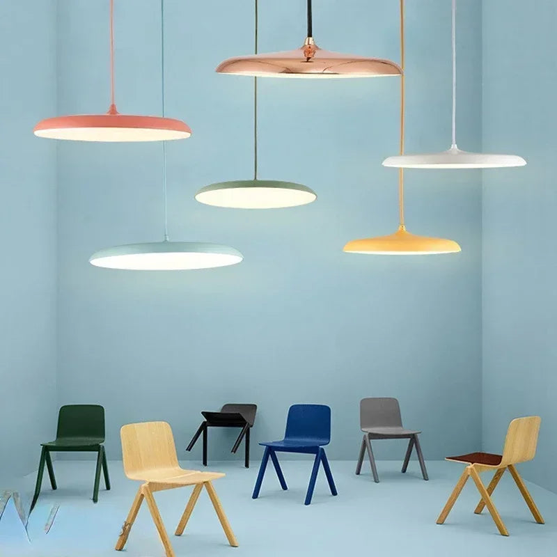 Suspension LED disque plat Ø 25 ou 40 cm, noir, vert, gris ou blanc