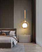 Suspension LED anneau doré et globe, trois modèles pour le chevet