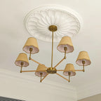 Lustre doré à six bras et abat-jour en rotin festonnés, 95 cm