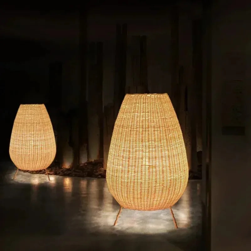 Lampadaire en rotin tressé en forme d'œuf, lampes à poser assorties