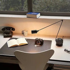 Lampadaire liseuse à bras articulé LED, 161 cm, quatre coloris