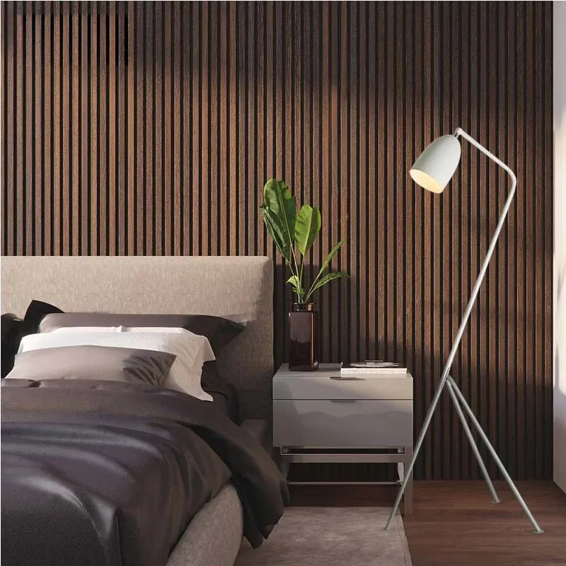 Lampadaire trépied à tête obus orientable, noir ou blanc, 133 cm