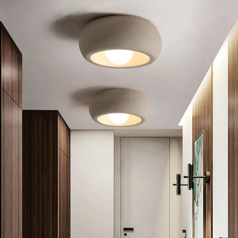 Un galet lumineux pour toilettes, entrée et dressing