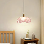 Suspension fleur de lotus en verre rose texturé, LED trois teintes