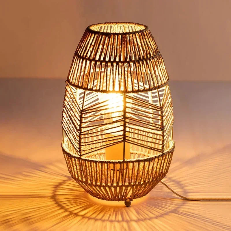 Lampadaire lanterne en rotin tressé à chevrons, 92 cm ou à poser
