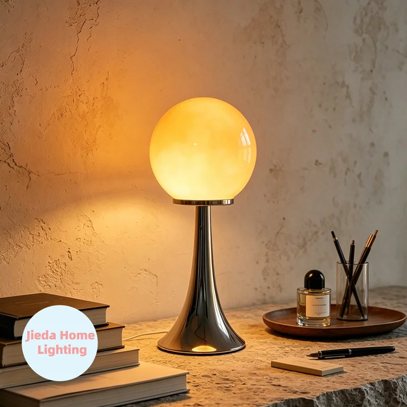 Lampe de chevet globe en verre coloré sur pied tulipe chromé, USB