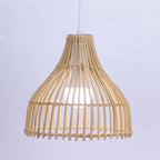 Petite suspension tulipe en lattes de rotin Ø 24 cm, rosace bois