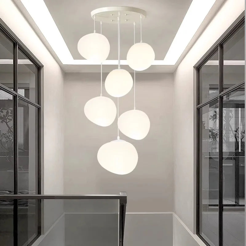 Suspension cascade de globes blancs, de 3 à 25 lumières LED