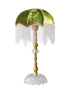 Lampe vintage en velours vert à franges de perles, tige dorée