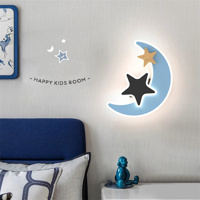 Fusée, étoile ou lune : composer un mur spatial