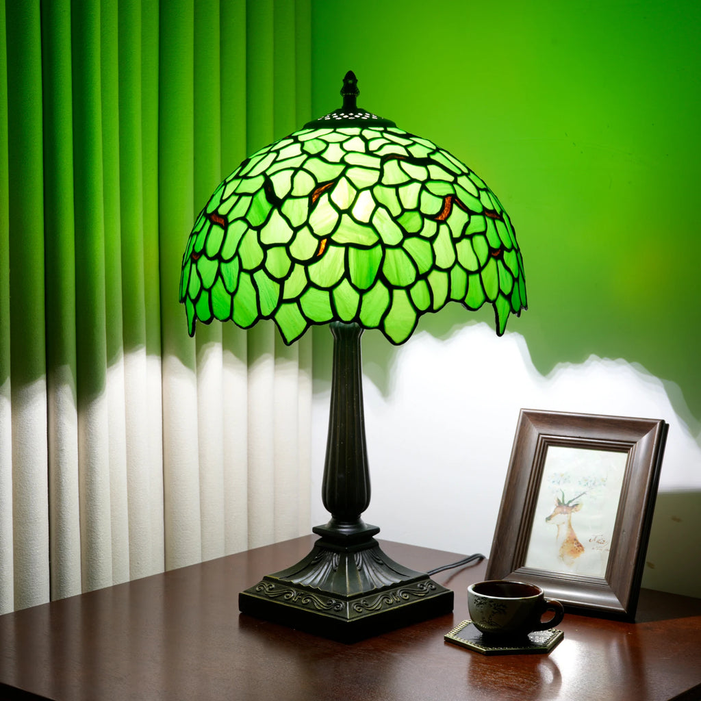 Lampe style Tiffany glycine en vitrail vert, abat-jour 30 cm, 49 cm