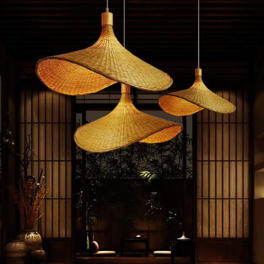 Suspension chapeau conique en bambou tressé serré, Ø 50 cm