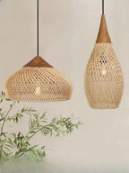 Suspension goutte en rotin à coiffe en bois foncé, câble noir 120 cm
