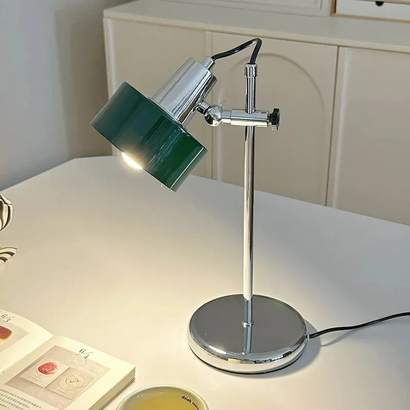 Lampe de bureau vintage en métal, tête orientable et pied chromé