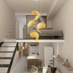 Lustre à volutes de bois en teinte naturelle ou brune, LED fournies