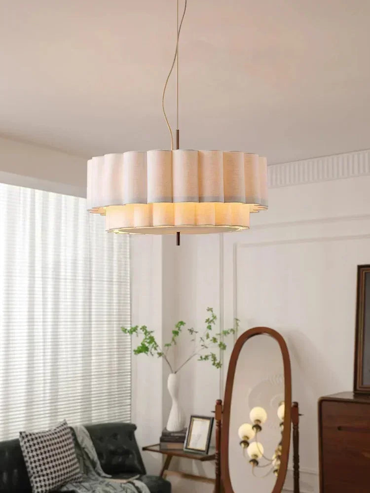 Lustre en tissu festonné blanc à deux étages, douille E27