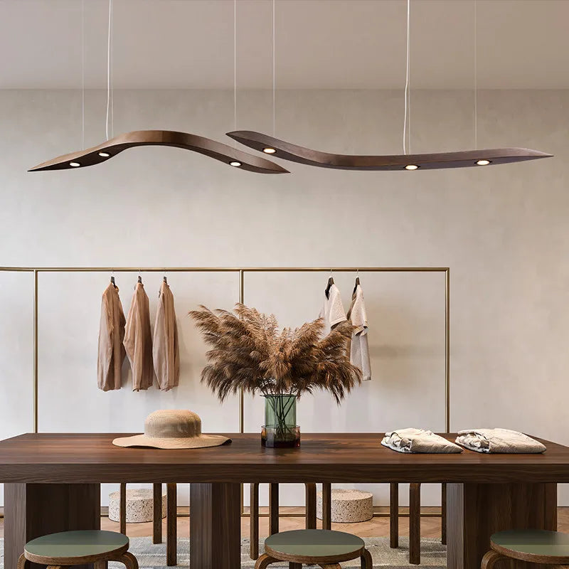 Suspension LED vague en bois sculpté, solo ou duo jusqu'à 230 cm