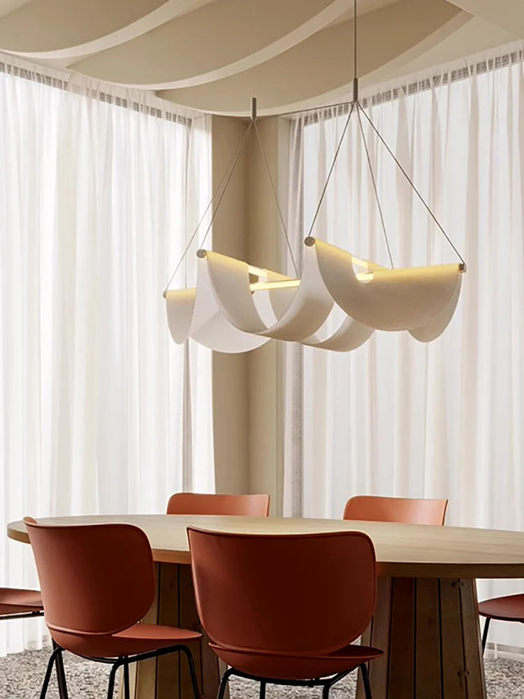 Lustre vagues en plexiglas blanc perforé, LED, 78 ou 118 cm