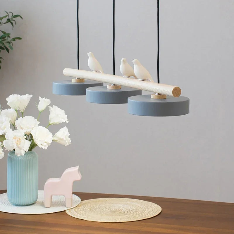 Suspension LED 3 disques sur barre façon bois et oiseaux, 80 cm