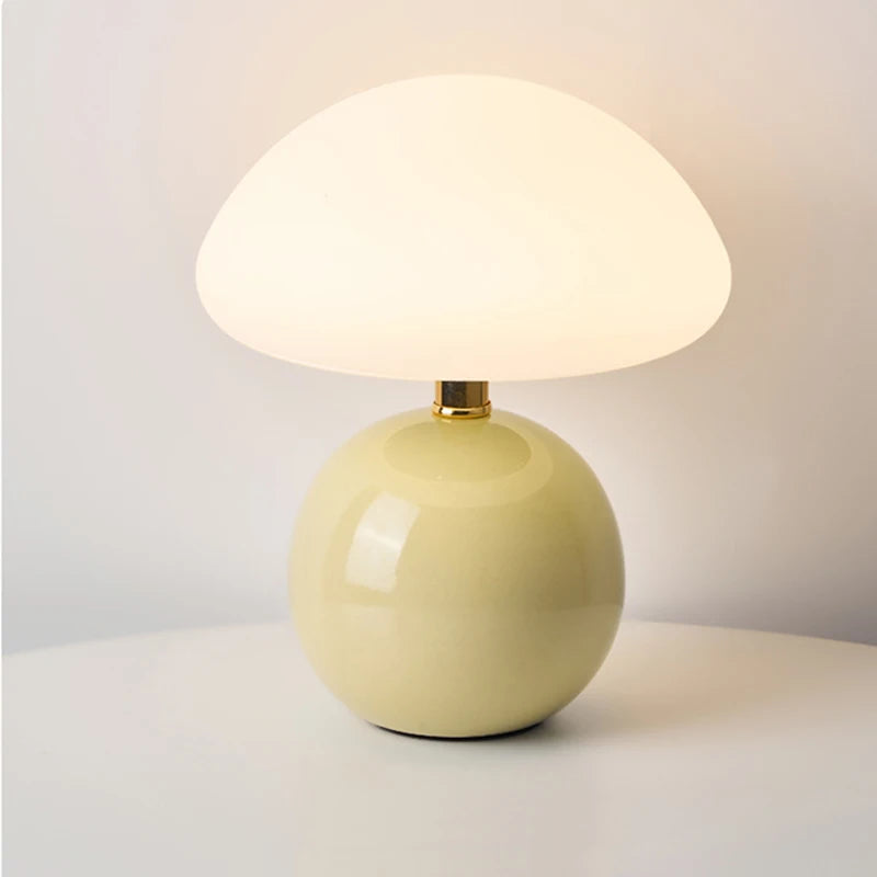 Lampe champignon en céramique émaillée et globe opalin
