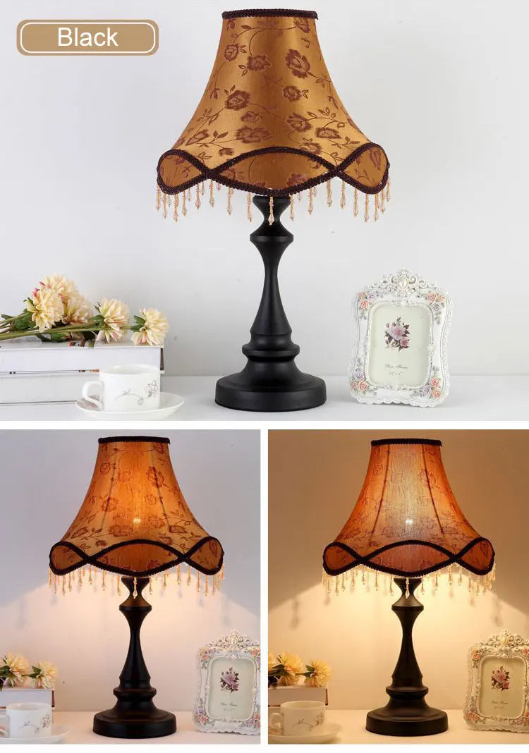Lampe de chevet rétro en fer laqué noir ou blanc, abat-jour ondulé