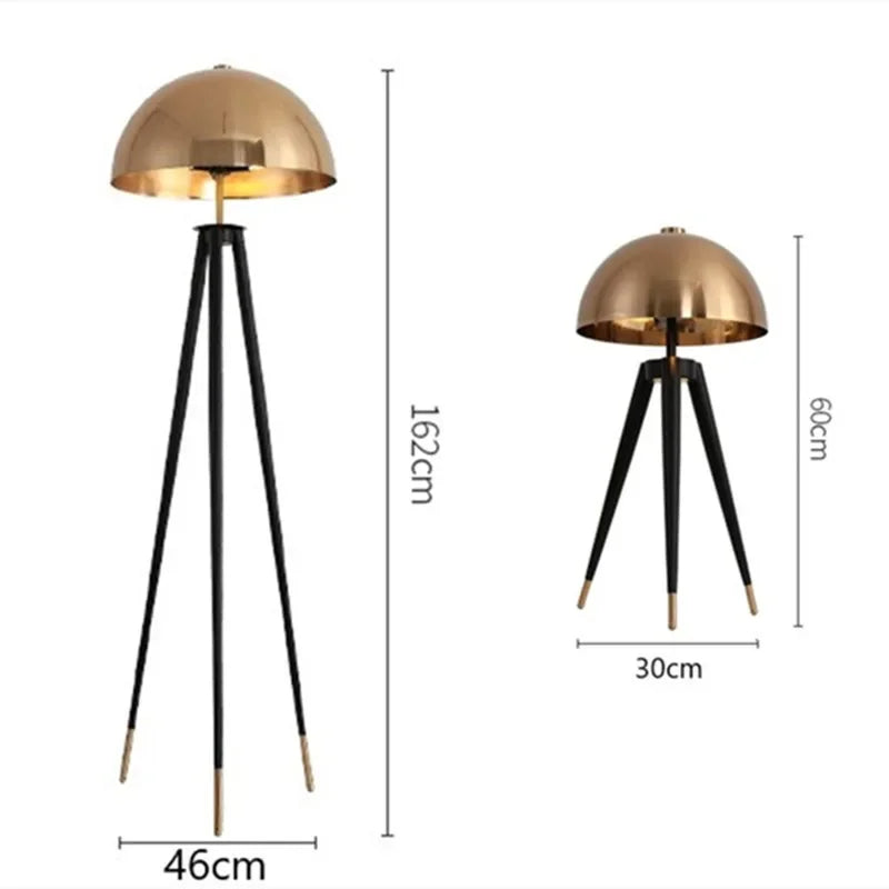 Lampadaire trépied noir à dôme doré, existe en lampe de table
