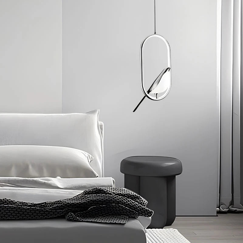 Suspension oiseau LED dans un anneau, ellipse ou cercle doré