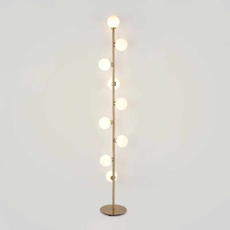 Lampadaire doré à neuf petits globes en verre givré en spirale