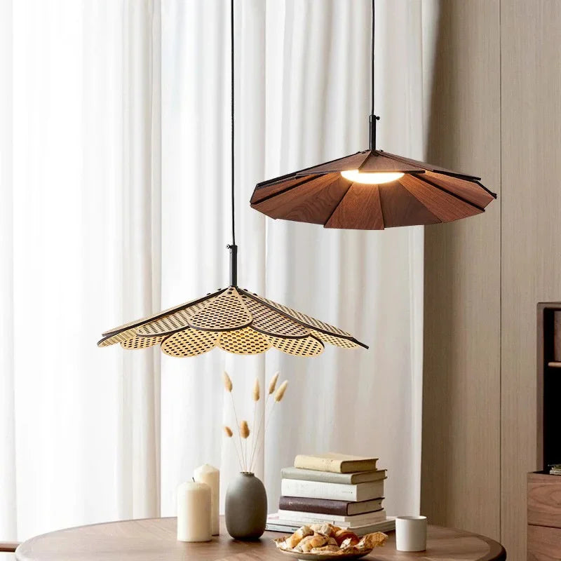 Suspension en bois à pétales de style japonais, Ø 40 cm, LED
