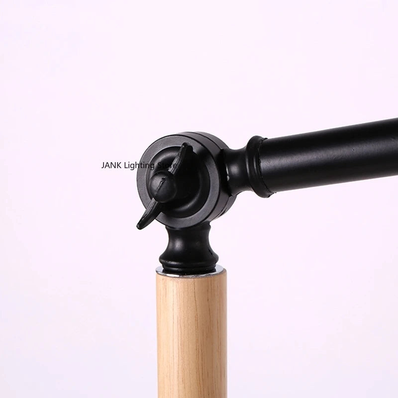 Lampadaire articulé noir ou blanc à bras en bois, tête orientable