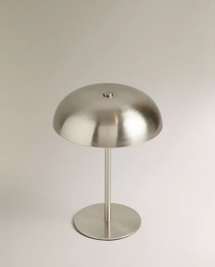 Lampe de table sans fil à chapeau dôme, cinq finitions laquées