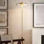 Lampadaire coupelle en verre, tige dorée et manchon en bois, 128 cm