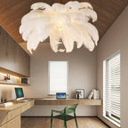 Lustre plumes d'autruche bleu, rose ou blanc sur chaîne, Ø 60-100 cm