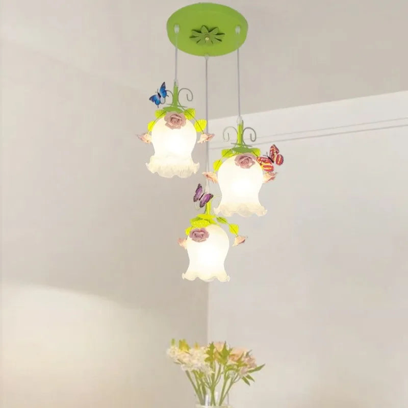 Suspension 3 tulipes en verre à roses et papillons, chambre d'enfant