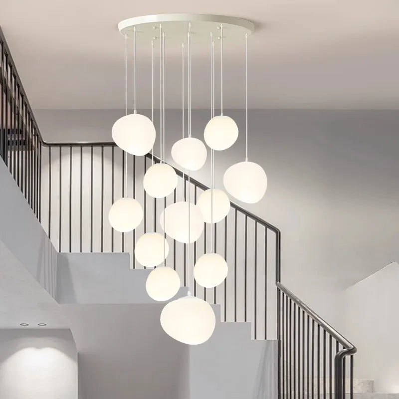 Suspension cascade de globes blancs, de 3 à 25 lumières LED