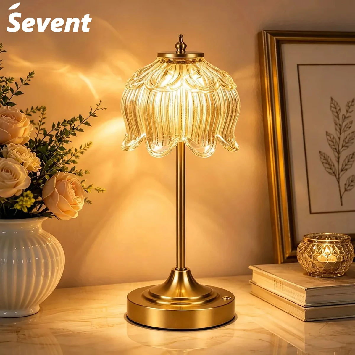 Lampe fleur en verre ambré moulé en relief