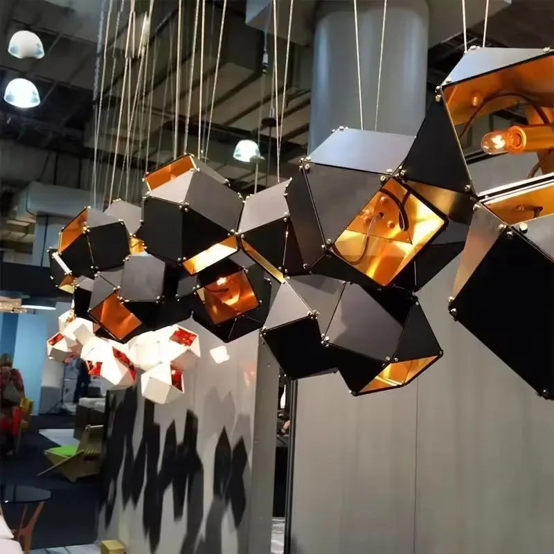 Lustre noir et or à polyèdres en acier, de 1 à 19 lumières E14