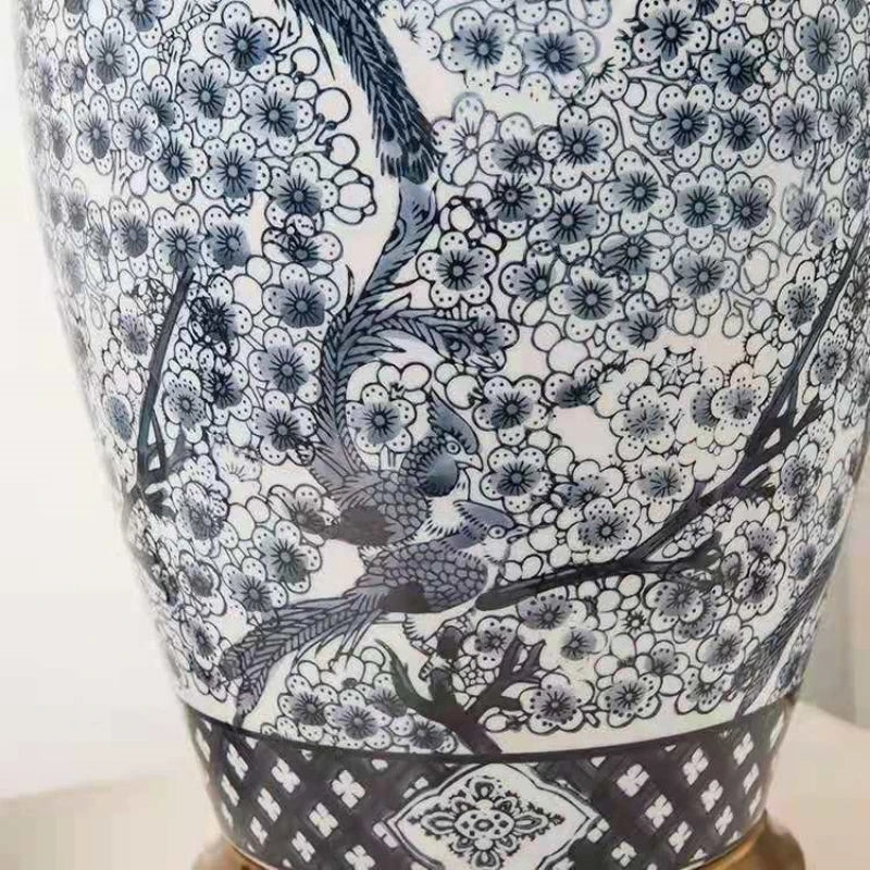 Grande lampe en céramique, porcelaine bleue ou céramique mate