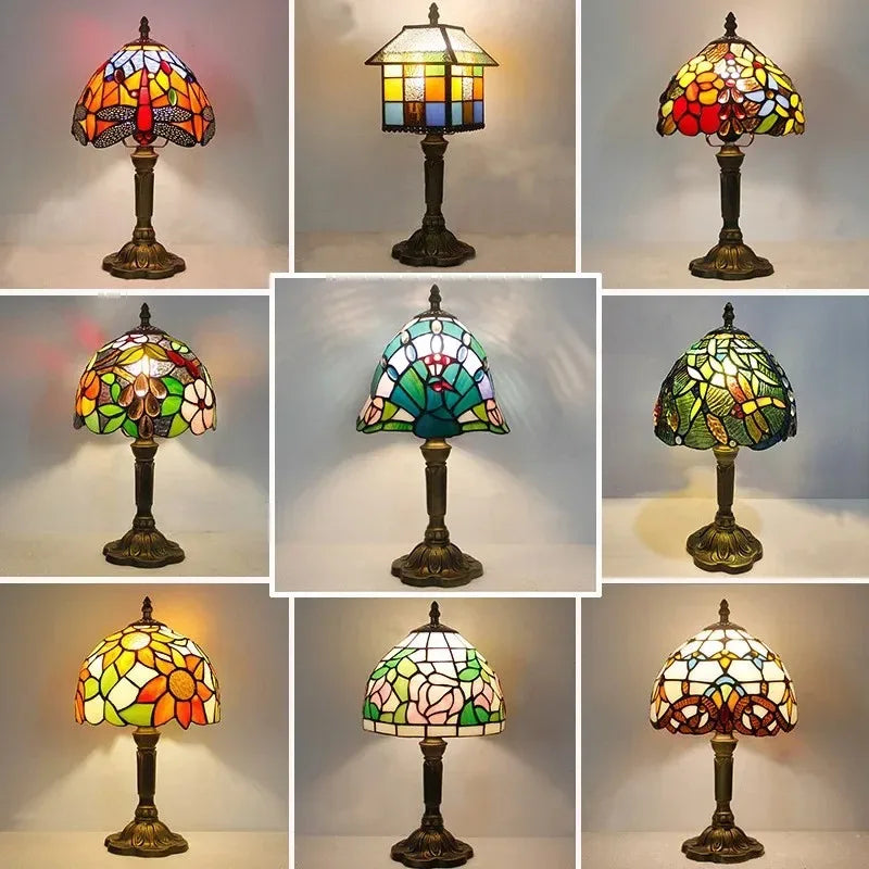 Lampe de table Tiffany en vitrail fleuri, tournesols et tulipes